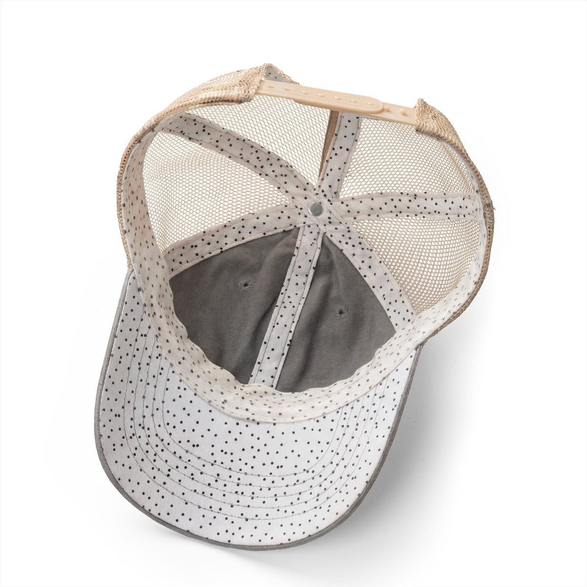 Women's Washed Mesh-Back Capybara Hat